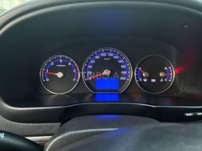 Hyundai Santa Fe 2010, 188,000 km - 2.0 l - Bakı