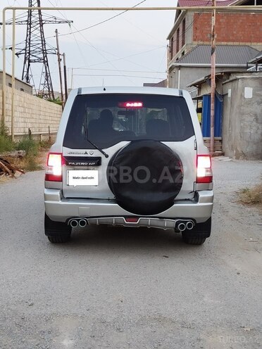 Mitsubishi Pajero io 2000, 350,000 km - 1.8 л - Bakı