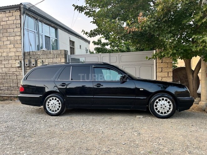 Mercedes E 200 1998, 750,000 km - 2.0 l - Zaqatala