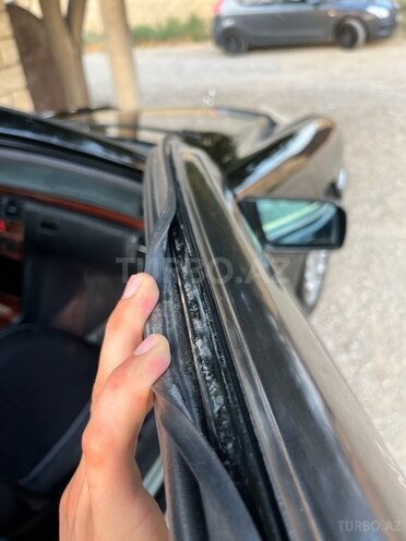Mercedes E 200 1998, 750,000 km - 2.0 l - Zaqatala