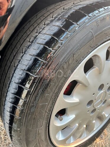 Mercedes E 200 1998, 750,000 km - 2.0 l - Zaqatala