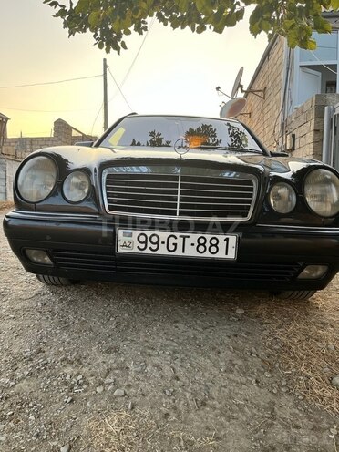 Mercedes E 200 1998, 750,000 km - 2.0 l - Zaqatala
