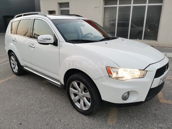 Mitsubishi Outlander 2011, 194,000 km - 3.0 l - Bakı