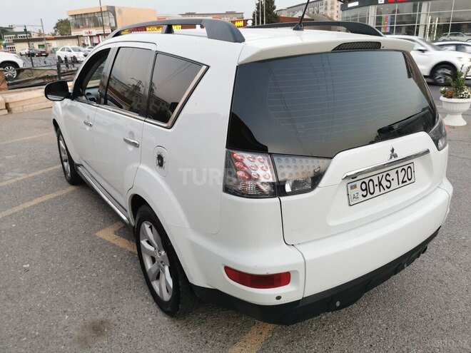 Mitsubishi Outlander 2011, 194,000 km - 3.0 l - Bakı