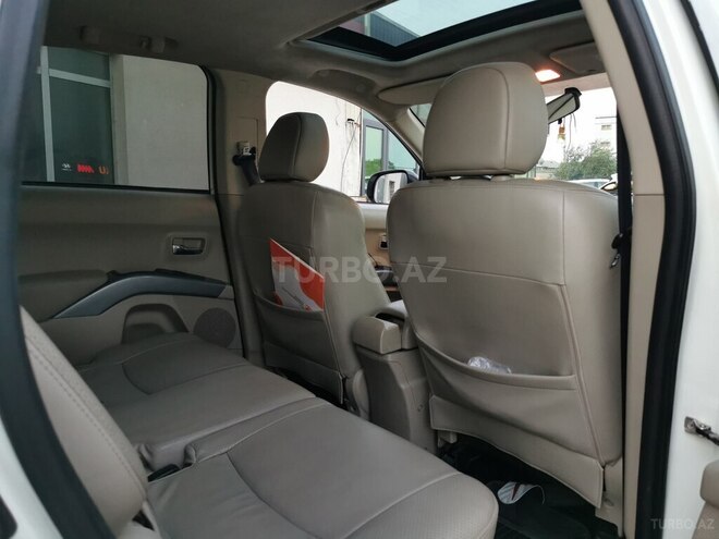 Mitsubishi Outlander 2011, 194,000 km - 3.0 l - Bakı