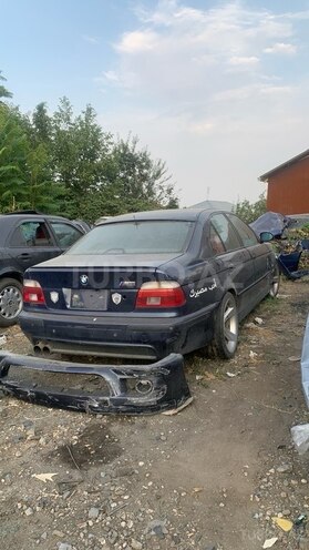 BMW 540 1988, 288,000 km - 4.0 l - Qusar