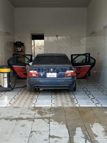BMW 540 1988, 288,000 km - 4.0 l - Qusar