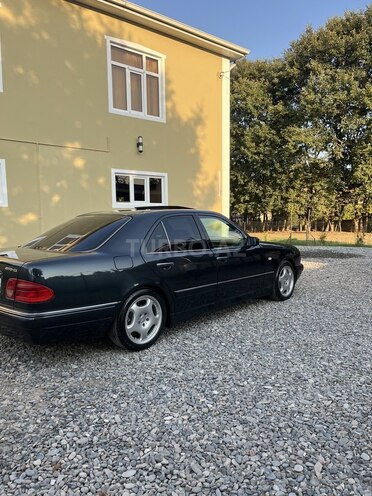 Mercedes E 230 1997, 334,500 km - 2.3 l - Masallı