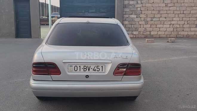 Mercedes E 300 1997, 245,000 km - 3.0 л - Bakı