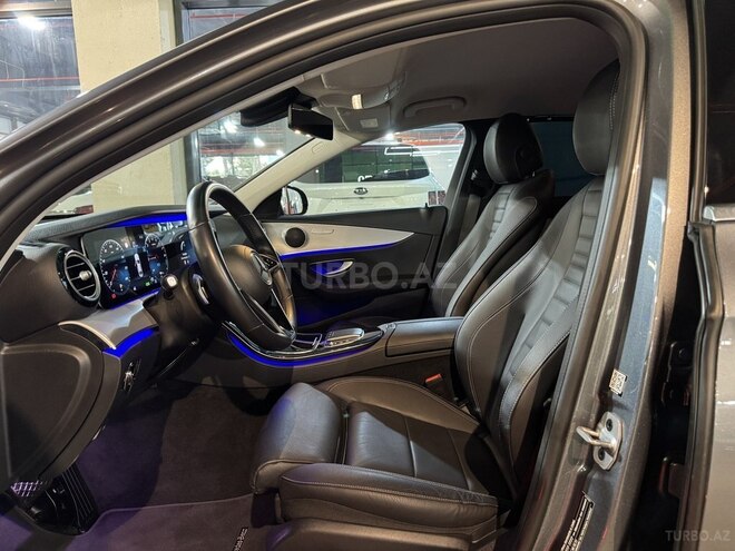 Mercedes E 300 e 2020, 69,600 km - 2.0 l - Bakı