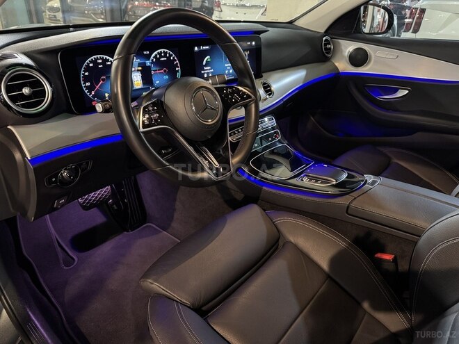 Mercedes E 300 e 2020, 69,600 km - 2.0 l - Bakı