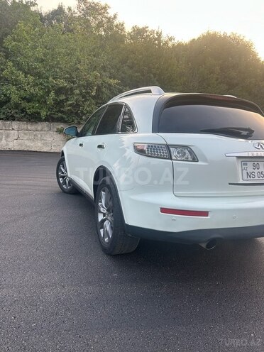 Infiniti FX35 2007, 255,000 km - 3.5 l - 