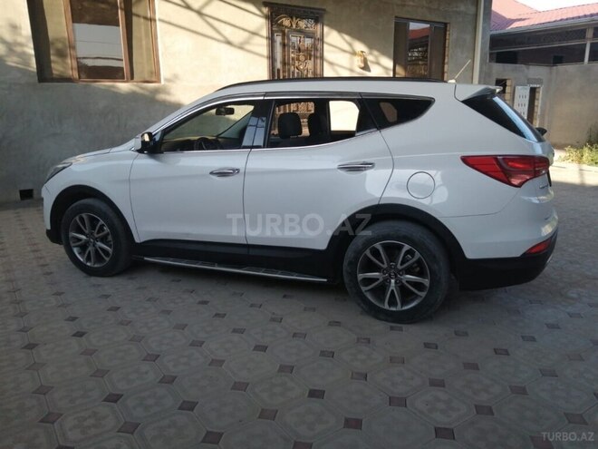 Hyundai Santa Fe 2014, 222,000 km - 2.4 l - Ucar