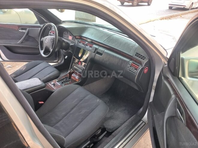 Mercedes E 240 1997, 345,216 km - 2.4 l - Bakı