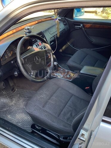 Mercedes C 200 1998, 359,000 km - 2.0 l - Füzuli