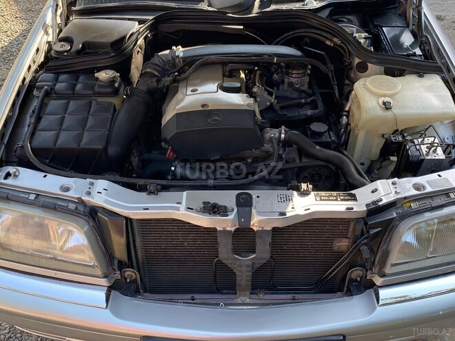 Mercedes C 200 1998, 359,000 km - 2.0 l - Füzuli