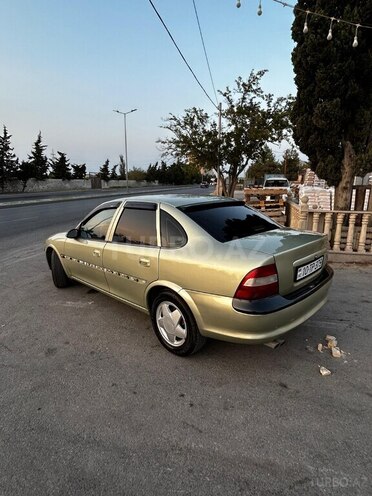 Opel Vectra 1996, 400,000 km - 1.8 l - Bakı