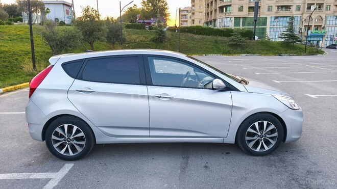 Hyundai Accent 2015, 168,000 km - 1.6 l - Bakı