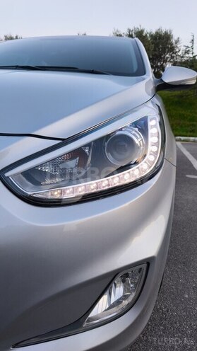 Hyundai Accent 2015, 168,000 km - 1.6 l - Bakı