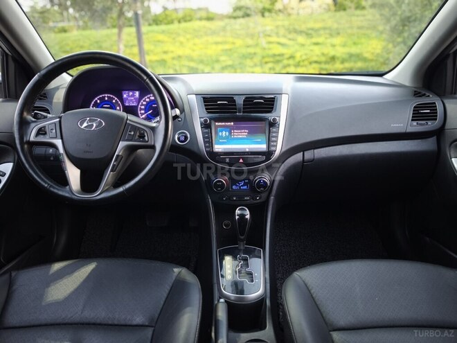 Hyundai Accent 2015, 168,000 km - 1.6 l - Bakı