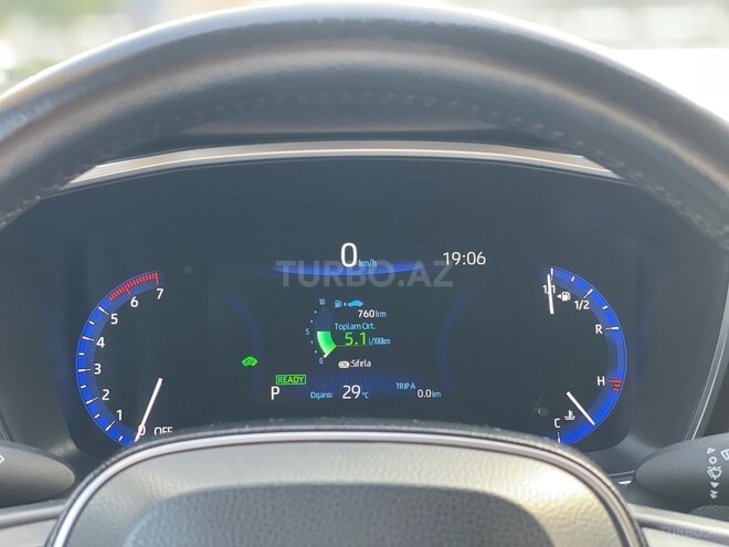 Toyota Corolla 2021, 130,000 km - 1.8 l - Bakı