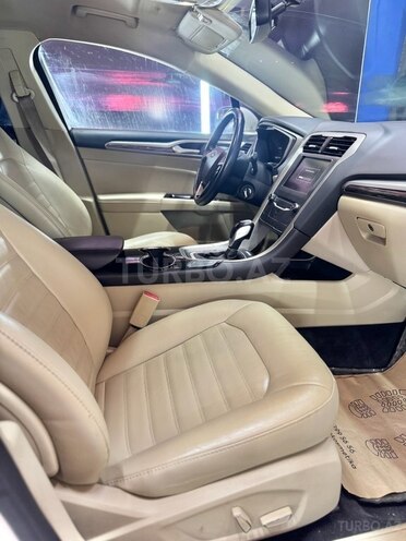 Ford Fusion (North America) 2013, 249,568 km - 1.5 l - Sumqayıt
