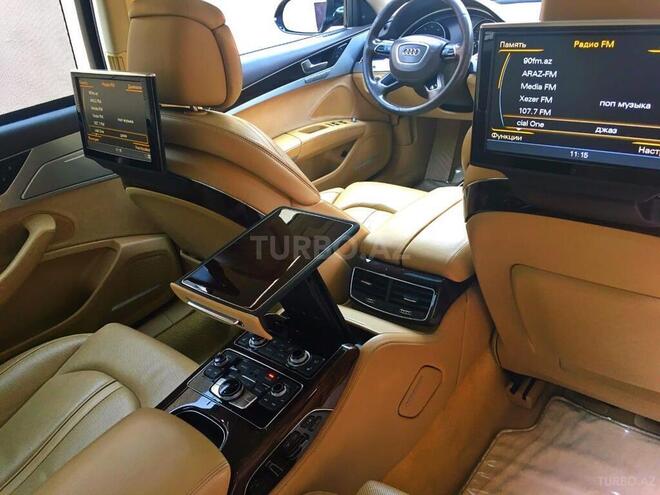 Audi A8 2011, 290,000 km - 4.2 l - Bakı