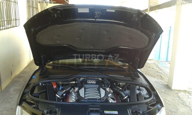 Audi A8 2011, 290,000 km - 4.2 l - Bakı