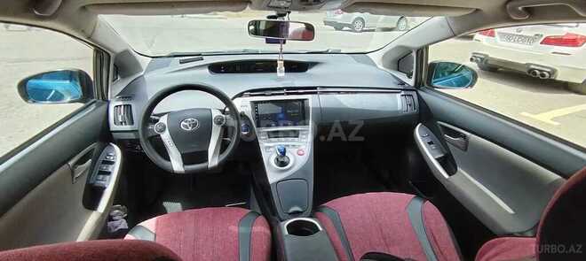 Toyota Prius 2015, 329,916 km - 1.8 л - Bakı