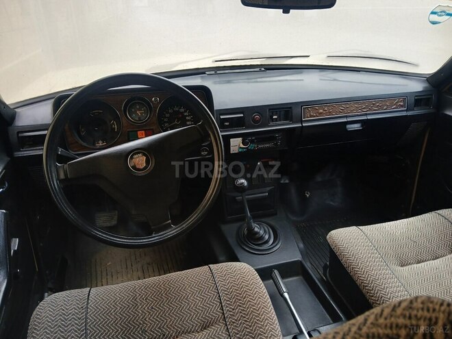 GAZ 24 1991, 111,000 km - 2.5 l - Sumqayıt
