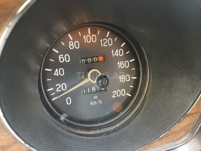 GAZ 24 1991, 111,000 km - 2.5 l - Sumqayıt