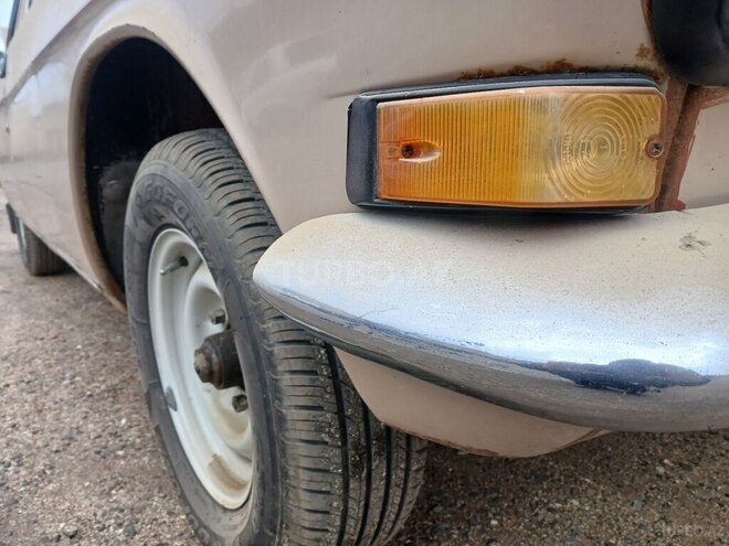 GAZ 24 1991, 111,000 km - 2.5 l - Sumqayıt