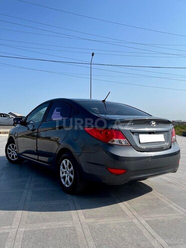 Hyundai Accent 2011, 174,000 km - 1.4 l - Bakı