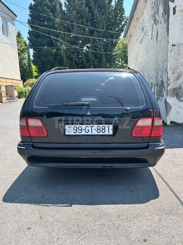 Mercedes E 200 1998, 750,000 km - 2.0 l - Zaqatala