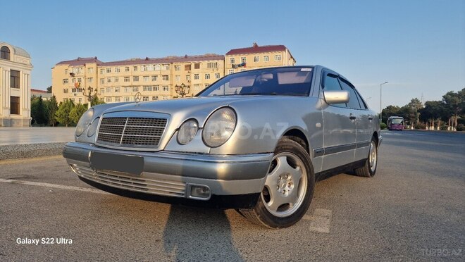 Mercedes E 230 1996, 210,000 km - 2.3 л - Sumqayıt