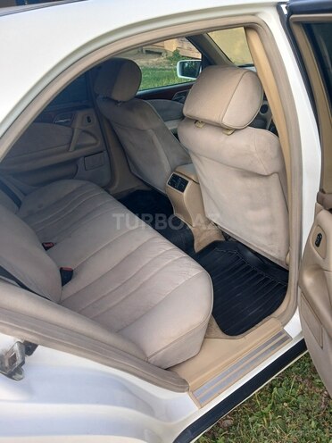 Mercedes E 220 1999, 745,231 km - 2.2 l - Quba