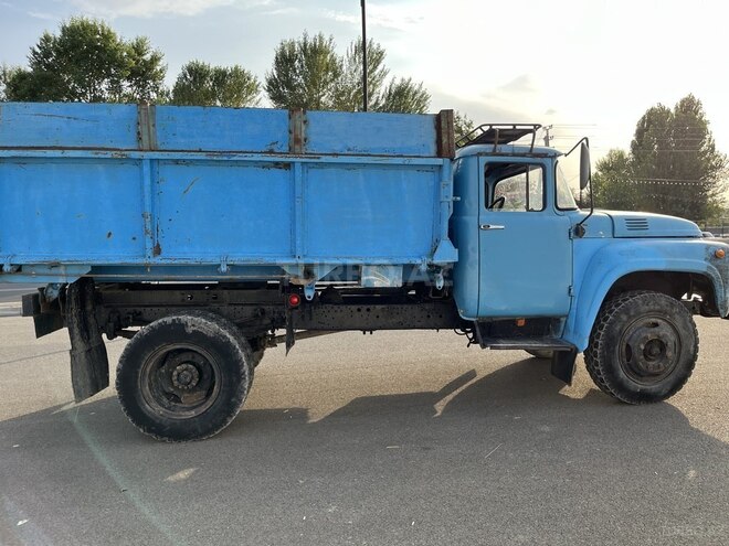 ZIL 130 1992, 385,000 km - 11.0 l - Qəbələ