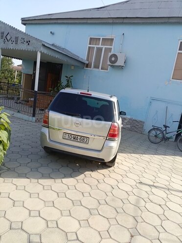 Opel Zafira 2008, 300,000 km - 1.6 l - Şəki
