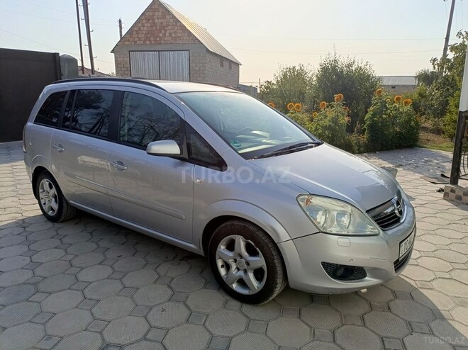 Opel Zafira 2008, 300,000 km - 1.6 l - Şəki