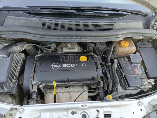 Opel Zafira 2008, 300,000 km - 1.6 l - Şəki