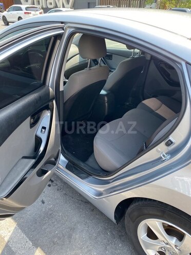 Hyundai Elantra 2014, 146,300 km - 1.8 l - Bakı