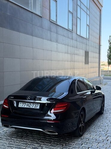 Mercedes E 300 4MATIC 2017, 92,500 km - 2.0 l - Bakı