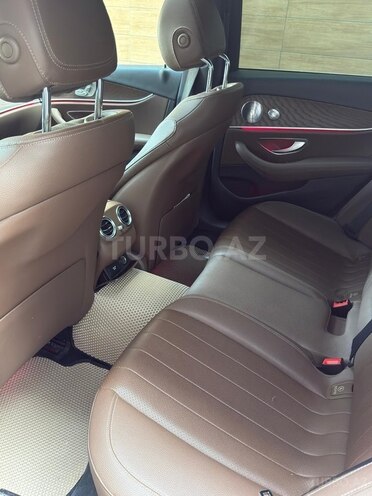 Mercedes E 300 4MATIC 2017, 92,500 km - 2.0 l - Bakı