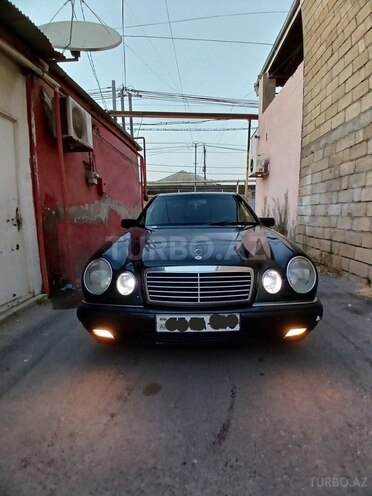 Mercedes E 230 1996, 301,000 km - 2.3 л - Xırdalan