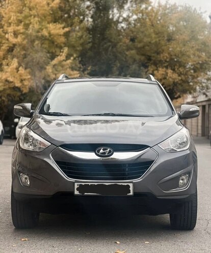 Hyundai Tucson 2009, 242,000 km - 2.0 l - Gəncə