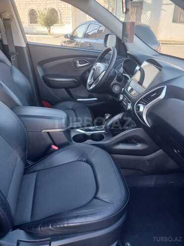 Hyundai Tucson 2009, 242,000 km - 2.0 l - Gəncə