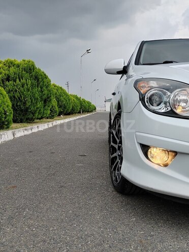 Hyundai i30 2011, 280,000 km - 1.4 l - Qəbələ