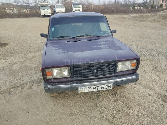 LADA (VAZ) 2107 2009, 10,000 km - 1.6 л - Qusar