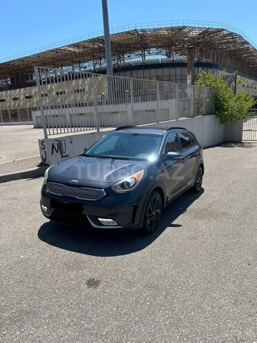 Kia Niro 2018, 75,639 km - 1.6 l - Bakı
