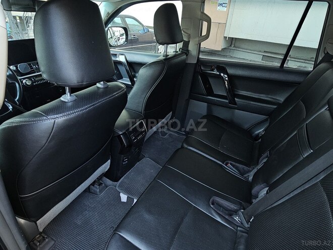 Toyota Land Cruiser Prado 2010, 328,000 km - 2.7 л - Bakı